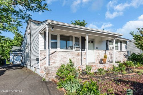 21 Cedar Tree Lane, Toms River, NJ, 08753 | Card Image