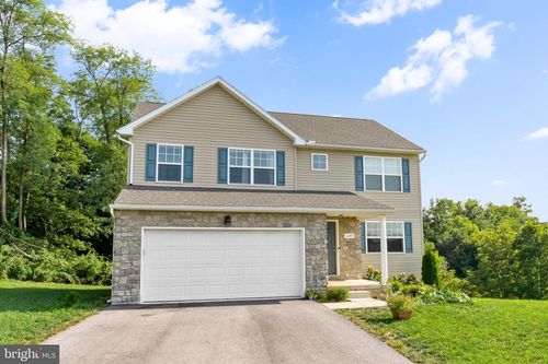 1147 Alder Ct, YORK, PA, 17408-6214 | Card Image