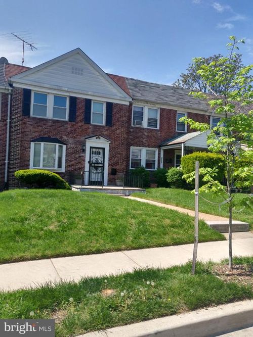 2220 Braddish Ave, BALTIMORE, MD, 21216-2915 | Card Image