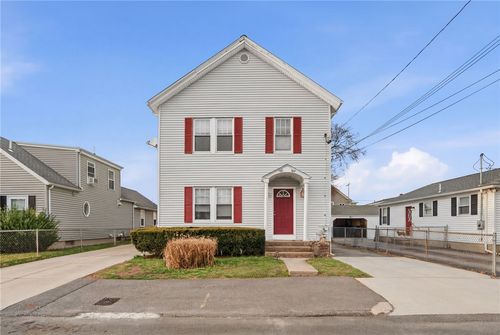 46 Slade St, Pawtucket, RI, 02861-1732 | Card Image