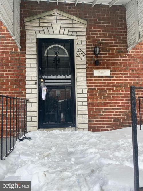 3733 Ravenwood Ave, BALTIMORE, MD, 21213-2021 | Card Image