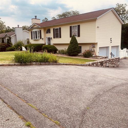 5 Sabrina Ln, Ossining, NY, 10562-3455 | Card Image