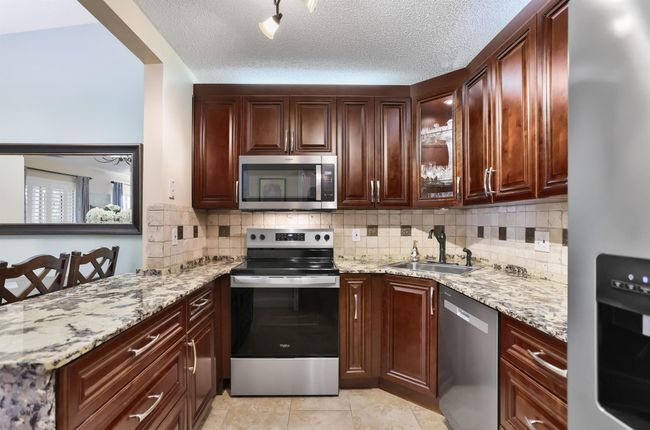 B2 - 4969 Sable Pine B2 Circle, Condo with 2 bedrooms, 2 bathrooms and null parking in West Palm Beach FL | Image 5