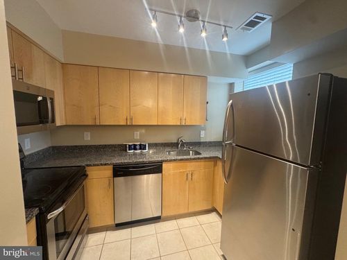 apt-a499-3531 39th St Nw, WASHINGTON, DC, 20016-3071 | Card Image