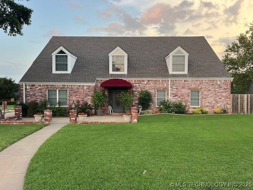 6700 Se Quail Ridge Rd, Bartlesville, OK, 74006-8026 | Card Image