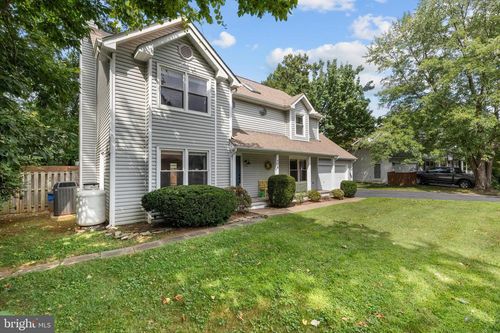 496 Woodshire Ln, HERNDON, VA, 20170-3325 | Card Image