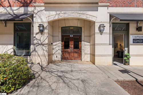 unit-307-111 E Mcbee Ave, Greenville, SC, 29601-4826 | Card Image