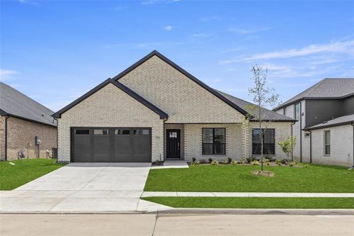 304 Community Dr, Lavon, TX, 75166-4742 | Card Image