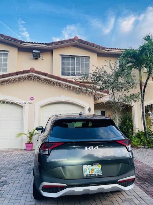 4403 Nw 115th Ave, Coral Springs, FL, 33065-7102 | Card Image