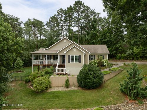 218 Seminole Cir, Loudon, TN, 37774-2148 | Card Image