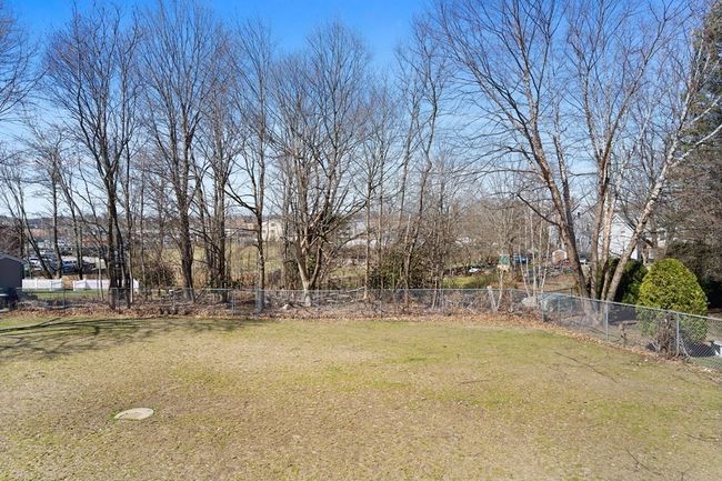 17 - 17 Monroe St, House attached with 3 bedrooms, 3 bathrooms and 4 parking in Norwood MA | Image 34
