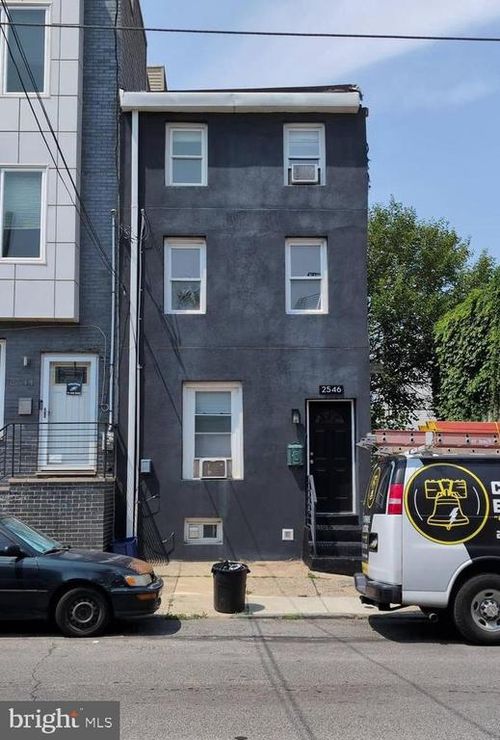 2546 Tulip St, PHILADELPHIA, PA, 19125-2243 | Card Image