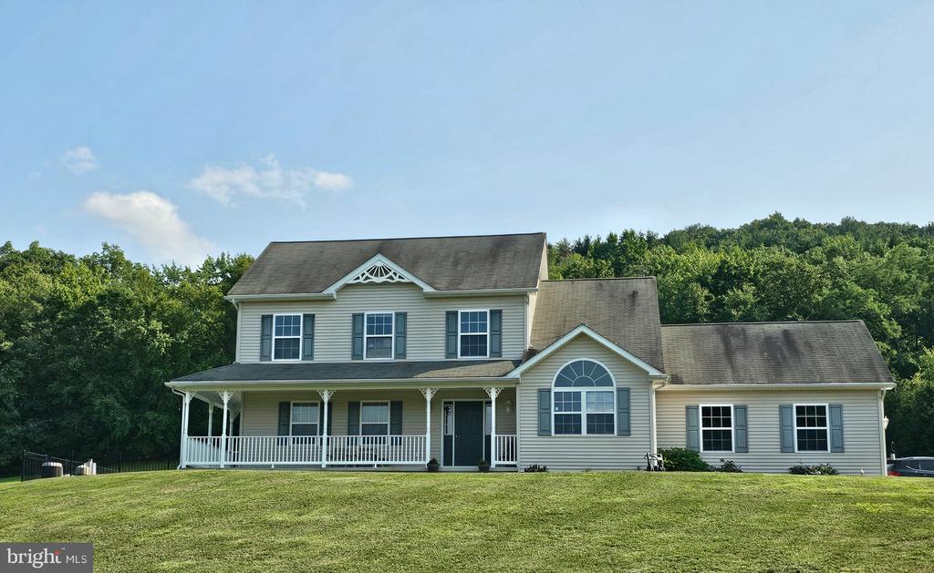 Residential in TAMAQUA 2
