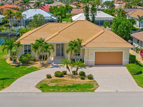 2719 Mayaguana Ct, PUNTA GORDA, FL, 33950-6365 | Card Image