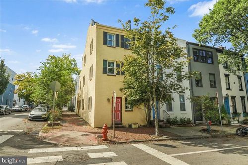 2500 Pine St, PHILADELPHIA, PA, 19103-6421 | Card Image