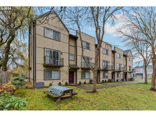 2924 Sw Tranquility Ter, Beaverton, OR, 97003 | Card Image