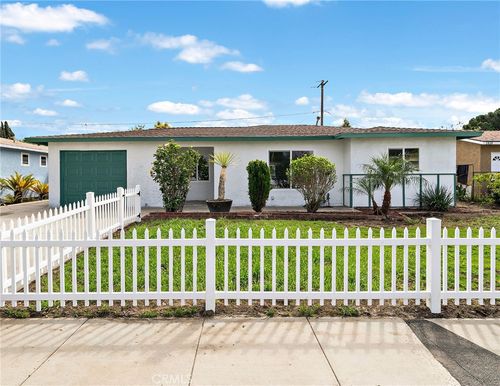 1410 W Camden Pl, Santa Ana, CA, 92704-4842 | Card Image