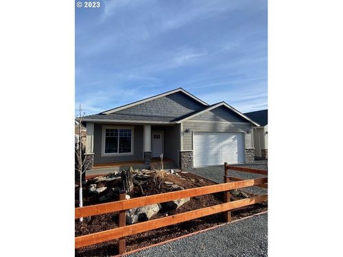 225 N Johnson, PrairieCity, OR, 97869 | Card Image