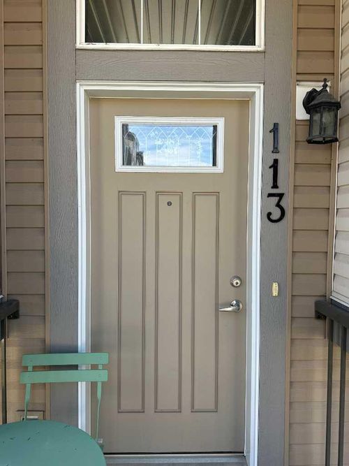 113 Copperpond Row Se, Calgary, AB, T2Z1H3 | Card Image