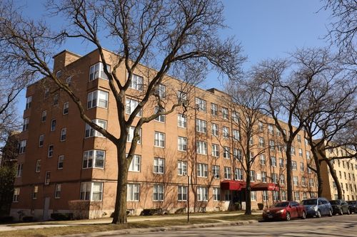 apt-501-7333 N Ridge Blvd, Chicago, IL, 60645-7003 | Card Image
