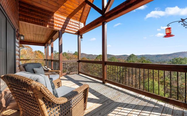 9 Kensington Dr, Home with 3 bedrooms, 3 bathrooms and null parking in Mineral Bluff GA | Image 55