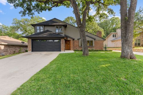 1425 Tiffany Forest Ln, Grapevine, TX, 76051-6669 | Card Image