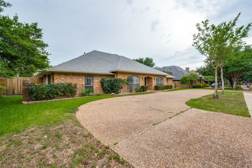7028 Nicki St, Dallas, TX, 75252-6127 | Card Image