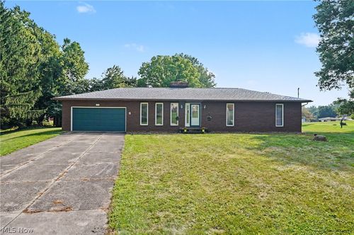5818 Starview Cir, Green, OH, 44216-9615 | Card Image