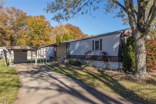 20 Grand Blvd, Olmsted Twp, OH, 44138-2962 | Card Image