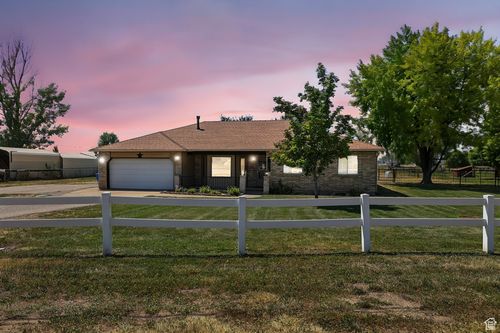 3229 N Higley Rd, Farr West, UT, 84404-9605 | Card Image