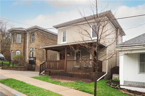 37 Niagara Street, Brantford, ON, N3R4E1 | Card Image