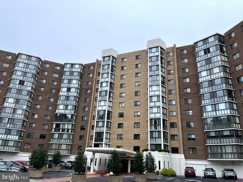 4-701-15100 Interlachen Dr, SILVER SPRING, MD, 20906-5611 | Card Image
