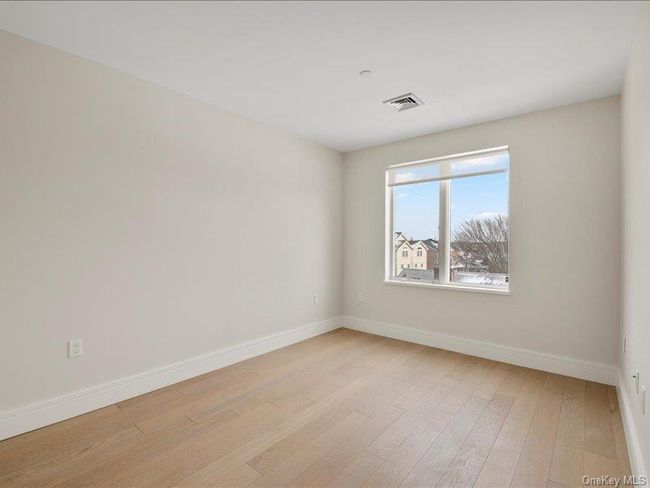 156 Beach 5 Th St, Home with 0 bedrooms, 1 bathrooms and null parking in Far Rockaway NY | Image 39