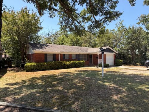 2220 Bella Vista Dr, Paris, TX, 75460-7718 | Card Image