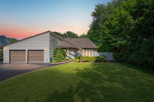25 Nantucket Dr, Medford, NY, 11763-4347 | Card Image