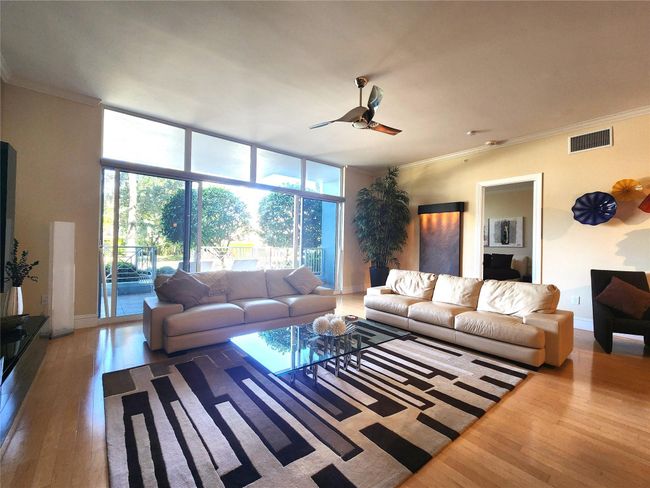 APT-103 - 701 Se 21 St Ave, Condo with 3 bedrooms, 3 bathrooms and null parking in Deerfield Beach FL | Image 6
