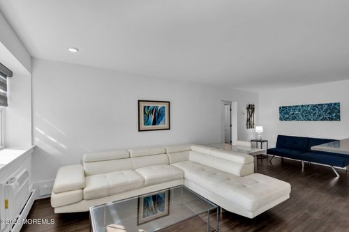 2d-1706 Park Ave, Asbury Park, NJ, 07712-5161 | Card Image