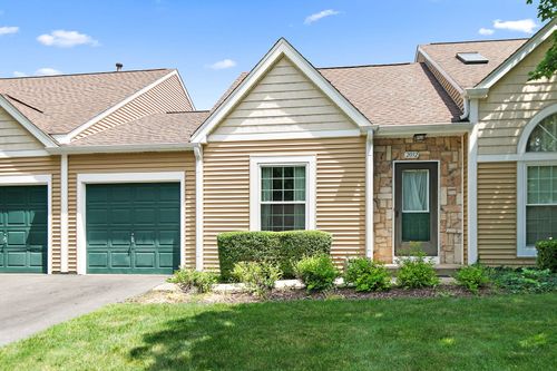 2032-2032 Teton Pkwy, Algonquin, IL, 60102-5426 | Card Image