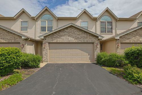 11194-11194 Algonquin Rd, Huntley, IL, 60142-9756 | Card Image