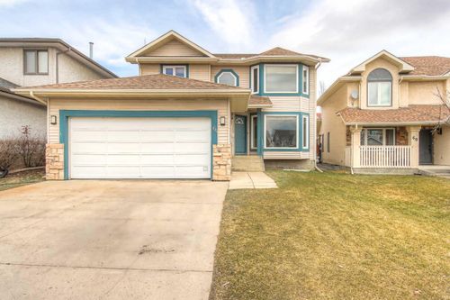 64 Hawkdale Close Nw, Calgary, AB, T3G3A6 | Card Image