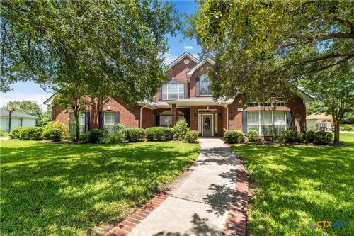 123 Northwood Dr, Cuero, TX, 77954-5007 | Card Image