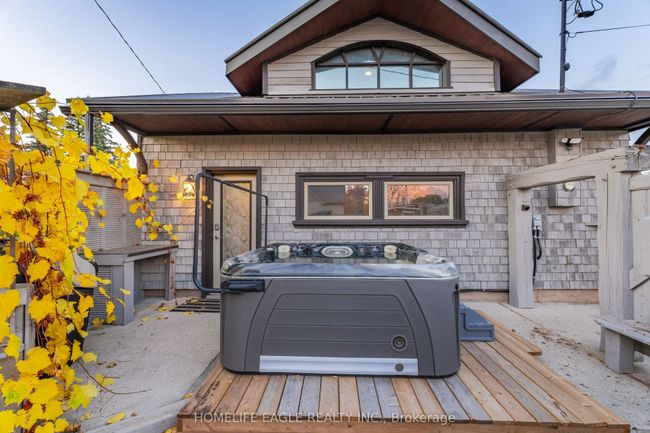 523 Lake Dr E, House other with 4 bedrooms, 3 bathrooms and 5 parking in Willow Beach ON | Image 14
