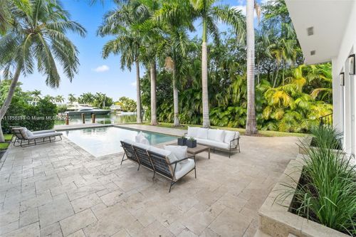 6300 Allison Rd, Miami Beach, FL, 33141-4506 | Card Image