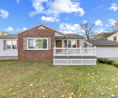 129 Huber Drive, Home with 3 bedrooms, 2 bathrooms and null parking in Monroe MI | Image 1