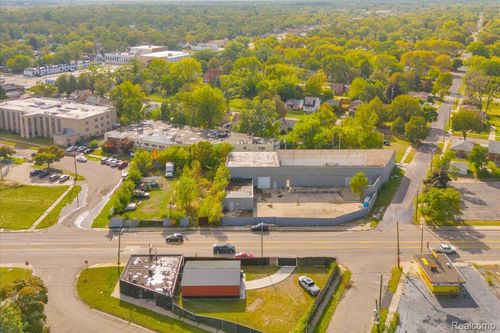 19285 Conant St, Detroit, MI, 48234-1443 | Card Image