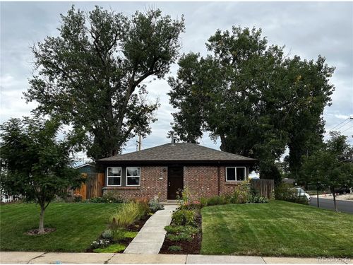 2895 Pontiac St, Denver, CO, 80207-2922 | Card Image