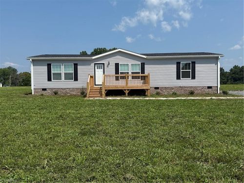 155 Little Elkin Church Rd, Ronda, NC, 28670-8205 | Card Image