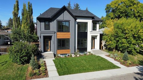 1632 21 Ave Nw, Calgary, AB, T2M1M1 | Card Image