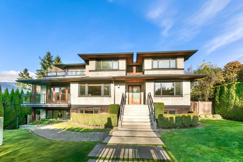 1031 Inglewood Ave, West Vancouver, BC, V7T1Y1 | Card Image