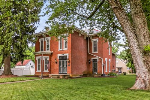245 S Main St, Pataskala, OH, 43062-8189 | Card Image